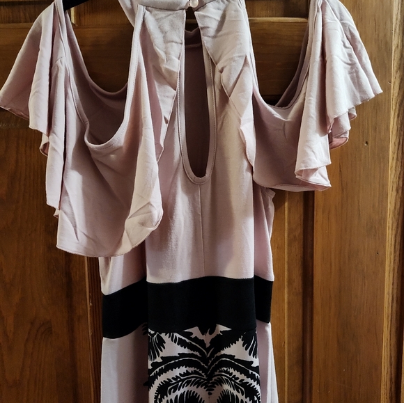 Venus NIP women's medium cold shoulder maxi dress - Picture 6 of 8